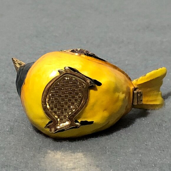 Bird Enameled Trinket box Black Head Yellow Wings Bejeweled - Picture 6 of 10